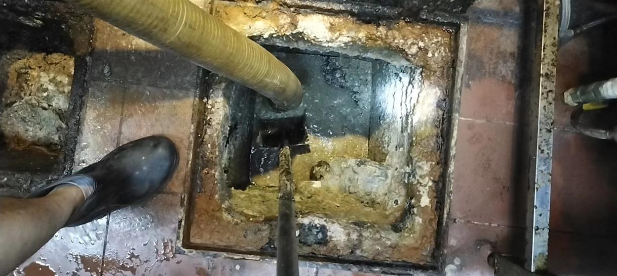 江苏污水池清理一般都有毒气，怎么预防中毒呢？